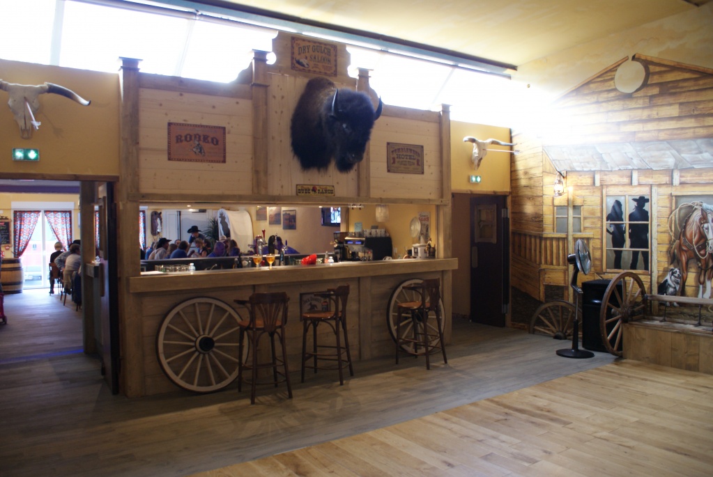 Bar CowBoy Barn
